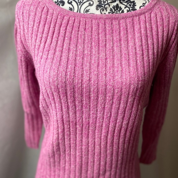 EXPERT Soft pink sweater. - Picture 4 of 5